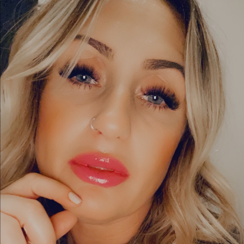 Hello Guys & Dolls! I’m Tracy💁🏼‍♀️